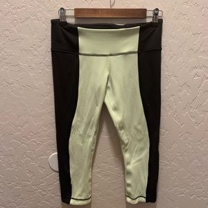 Lululemon Cropped Pants